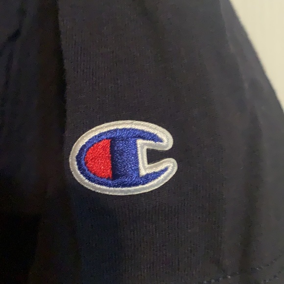 Two (2) Men’s Champion Brand Tees - Picture 4 of 7